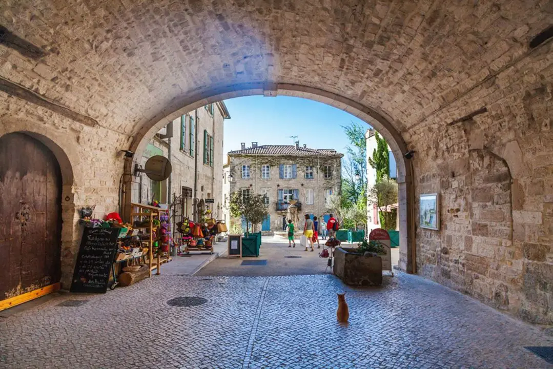 Village de caractère Barjac